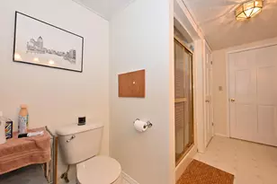 W167N11167 Queens Ct, Germantown, WI 53022 - Photo 41