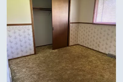12329 W Larkspur Rd, Franklin, WI 53132 - Photo 15