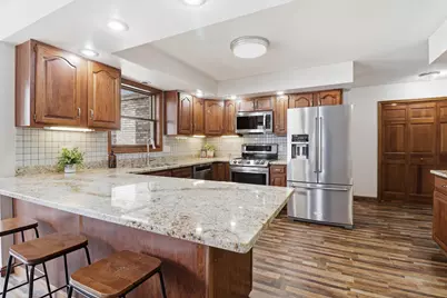 904  Lake Shore Dr, Beaver Dam, WI 53916 - Photo 17