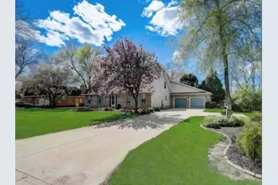 904  Lake Shore Dr, Beaver Dam, WI 53916 - Photo 1