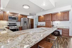 904 Lake Shore Dr, Beaver Dam, WI 53916 - Photo 23