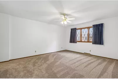 17654  Nassau Dr, Brookfield, WI 53045 - Photo 23