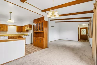 17654  Nassau Dr, Brookfield, WI 53045 - Photo 9