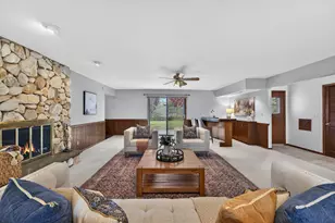 1634 W River Oaks Ln, Mequon, WI 53092 - Photo 5
