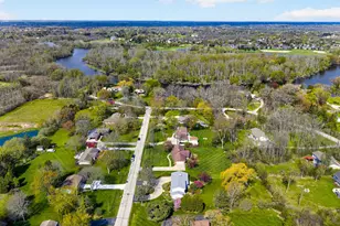 1634 W River Oaks Ln, Mequon, WI 53092 - Photo 33
