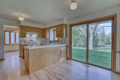 4355 S Longview Dr, New Berlin, WI 53151 - Photo 11