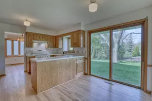 4355 S Longview Dr, New Berlin, WI 53151 - Photo 11