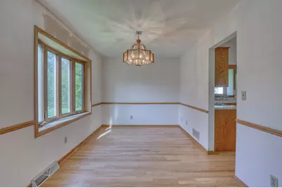 4355 S Longview Dr, New Berlin, WI 53151 - Photo 7