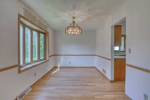 4355 S Longview Dr, New Berlin, WI 53151 - Photo 7