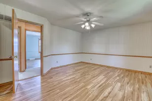 4355 S Longview Dr, New Berlin, WI 53151 - Photo 17