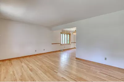 4355 S Longview Dr, New Berlin, WI 53151 - Photo 5