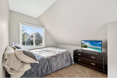 1731 S 65th St, West Allis, WI 53214 - Photo 19