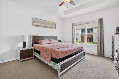 7906 W Park Circle Way, Franklin, WI 53132 - Photo 17