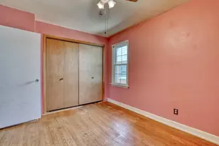 180 E Henry Clay St, Whitefish Bay, WI 53217 - Photo 17