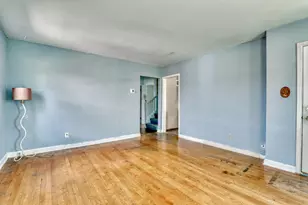 180 E Henry Clay St, Whitefish Bay, WI 53217 - Photo 7