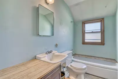 180 E Henry Clay St, Whitefish Bay, WI 53217 - Photo 21