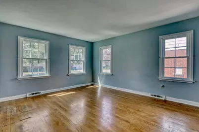 180 E Henry Clay St, Whitefish Bay, WI 53217 - Photo 5