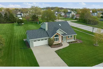 642  Small Farm Rd, Mukwonago, WI 53149 - Photo 3