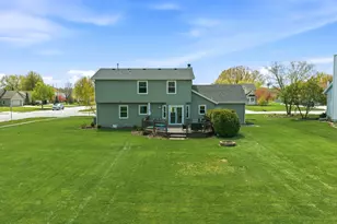 642 Small Farm Rd, Mukwonago, WI 53149 - Photo 45
