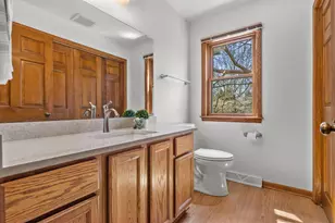 921 E Park Blvd, Oak Creek, WI 53154 - Photo 19