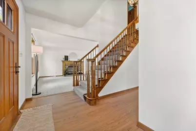 921 E Park Blvd, Oak Creek, WI 53154 - Photo 7