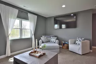 1358 Scenic Pointe Ct, Hartford, WI 53027 - Photo 19