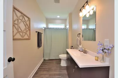 1358  Scenic Pointe Ct, Hartford, WI 53027 - Photo 15
