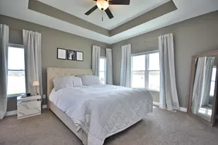 1358 Scenic Pointe Ct, Hartford, WI 53027 - Photo 9