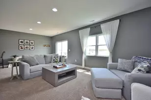 1358 Scenic Pointe Ct, Hartford, WI 53027 - Photo 17