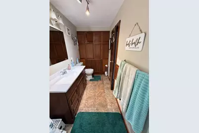 909 S 25th St, Manitowoc, WI 54220 - Photo 25