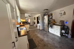 909 S 25th St, Manitowoc, WI 54220 - Photo 9