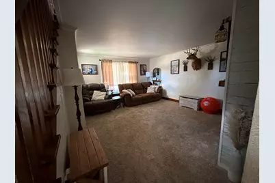 909 S 25th St, Manitowoc, WI 54220 - Photo 7
