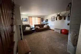 909 S 25th St, Manitowoc, WI 54220 - Photo 7