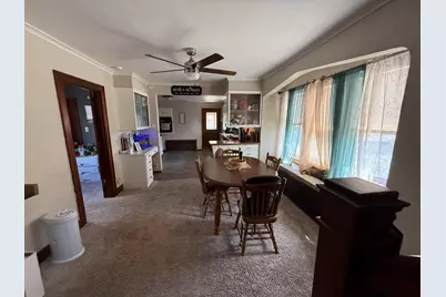 909 S 25th St, Manitowoc, WI 54220 - Photo 11