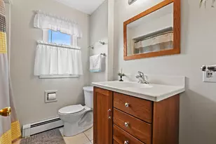 9015 W Cold Spring Rd, Greenfield, WI 53228 - Photo 27