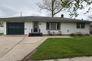 1108 Mayfair Dr, Janesville, WI 53545 - Photo 1