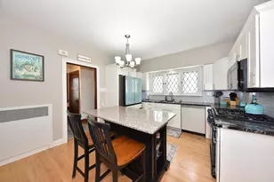 3306 S 14th St, Milwaukee, WI 53215 - Photo 13