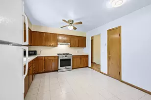 921 Greenwich Dr, Madison, WI 53711 - Photo 11