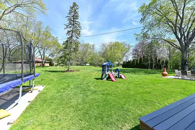 15860  Brookhill Dr, Brookfield, WI 53005 - Photo 39