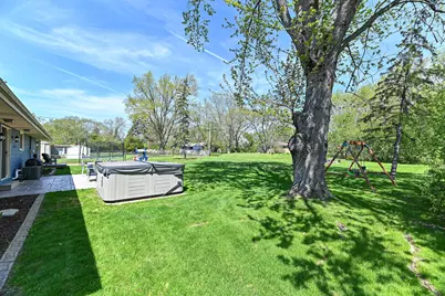 15860  Brookhill Dr, Brookfield, WI 53005 - Photo 41