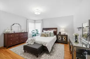 10035 W Highwood Ave, Wauwatosa, WI 53222 - Photo 7