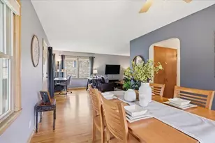 10035 W Highwood Ave, Wauwatosa, WI 53222 - Photo 5