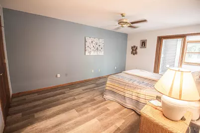 7222 W Mequon Square Dr #2, Mequon, WI 53092 - Photo 17
