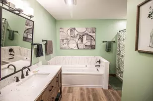 7222 W Mequon Square Dr, Mequon, WI 53092 - Photo 11
