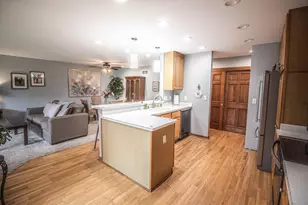 7222 W Mequon Square Dr, Mequon, WI 53092 - Photo 27