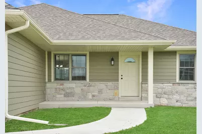 507  Sycamore Pl, Theresa, WI 53091 - Photo 5