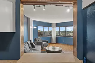 1633 N Prospect Ave, Milwaukee, WI 53202 - Photo 9