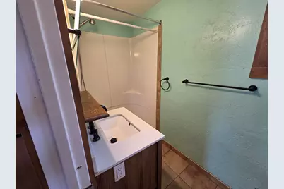 1005  19th St, Two Rivers, WI 54241 - Photo 17