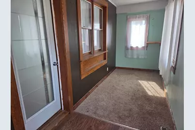 1005  19th St, Two Rivers, WI 54241 - Photo 7