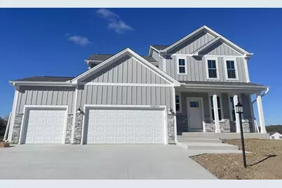 N101W16895  Tanglewood Dr, Germantown, WI 53022 - Photo 1